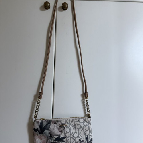 Crossbody bag new beige pink floral with gold details
