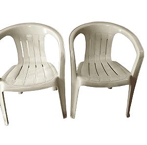 Σετ 2 πλαστικές καρέκλες 72x59x44