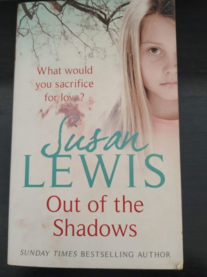 Susan Lewis Out of the Shadows βιβλίο μεταχειρισμένο