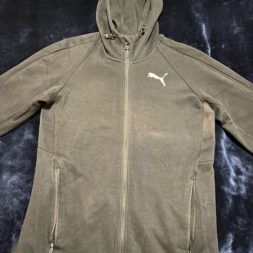 Puma jacket like new, size M, black