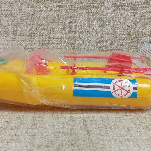 Zodiac Apergis Greek speedboat inflatable toy new green plastic