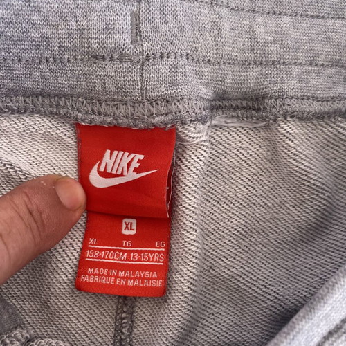 Nike Sportswear shorts gray, like new, kids XL (13-15 years)