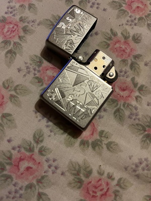 Zippo lighter