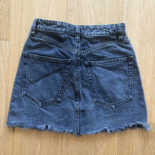 Denim skirt Stradivarius gray size XS like new, length 35cm