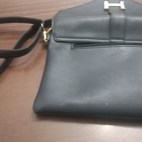 Leather women's crossbody bag black like new