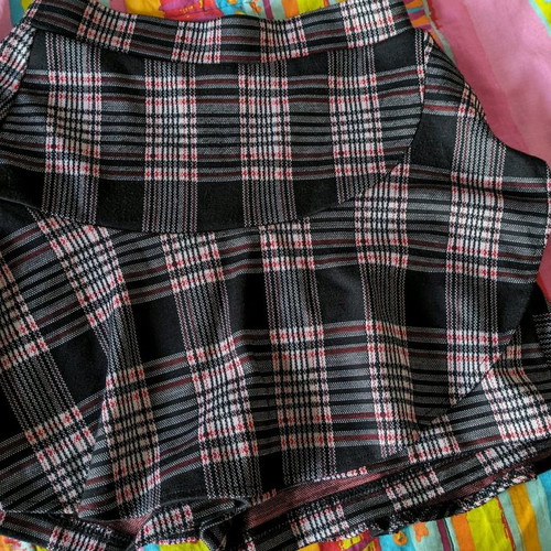 Stradivarius skort plaid XS with inner shorts