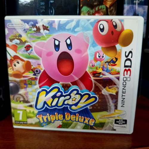Kirby Triple Deluxe Nintendo 3DS game like new, English version