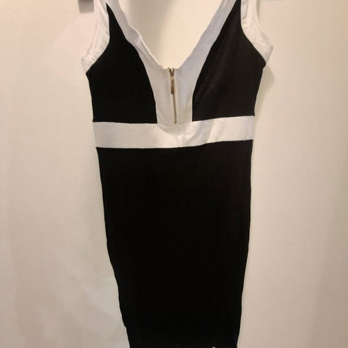 Women's dress like new, black and white, size S