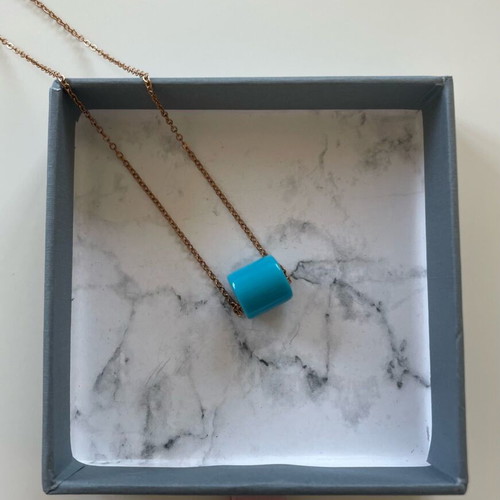 Necklace like new rose gold stainless steel 316L chain with turquoise bead