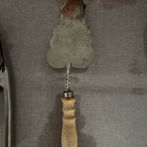 Spatula kitchen tool like new