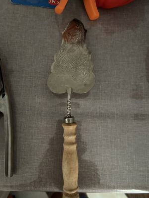Spatula kitchen tool like new