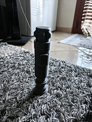 3D Printed Star Wars Lightsaber with Collapsible Blade like new