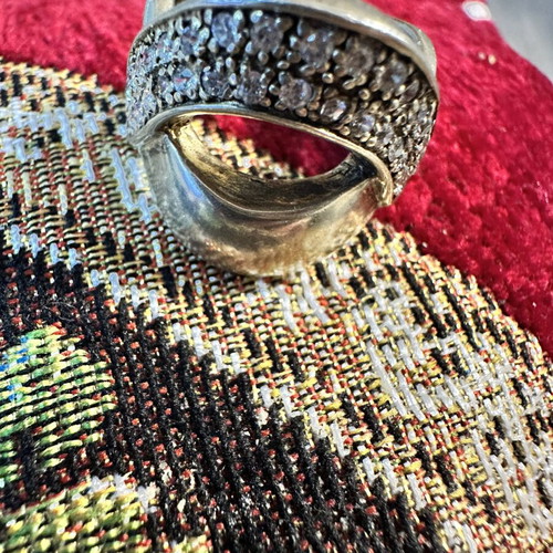 Ring 925 with 40 small diamonds like new, gold color
