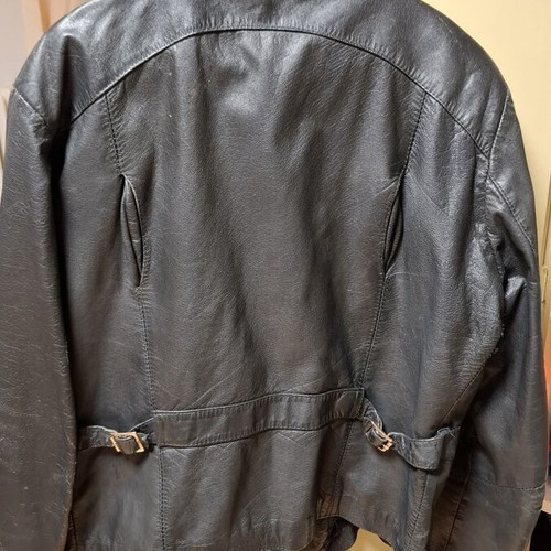 Vintage leather jacket from the 70s, refurbished, black, size L