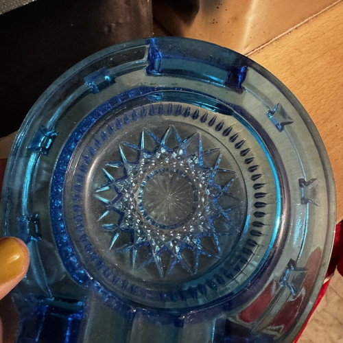 Blue glass decorative ashtray like new, carved glass
