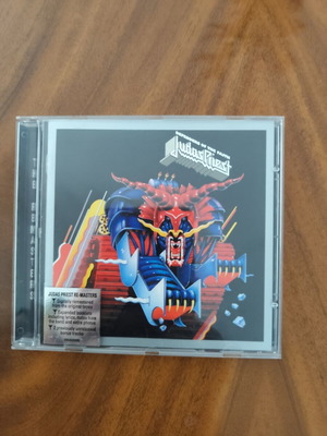 Judas Priest Defenders of the Faith CD ремастър 2001 като нов