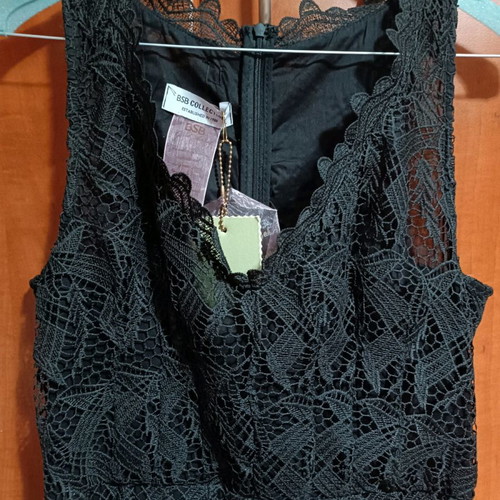 Bsb maxi dress new with embroidery and flowers at hem