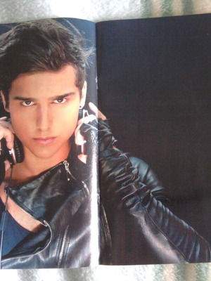 Eric Saade & 5 Seconds poster like new, size 41x28.5