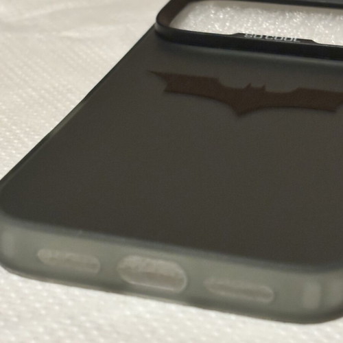 Case iPhone 17 Pro Batman Logo new