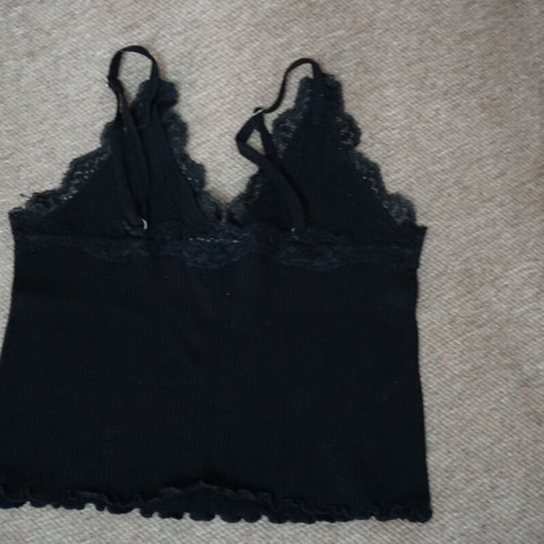 Pull & Bear women's crop top like new, black, size S