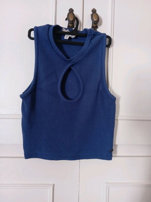 Pull & Bear crop top purple-blue size M like new