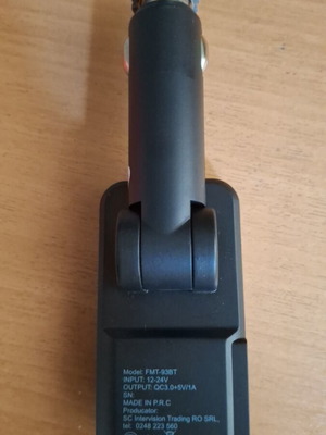 Akai FM Transmitter Bluetooth Car Kit new