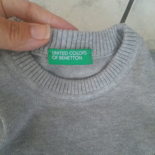 Benetton kids sweater grey like new for ages 4-5