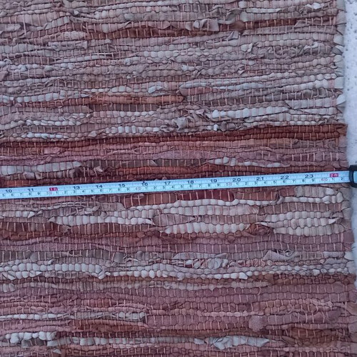 Leather rug brown color like new 0.91×0.62