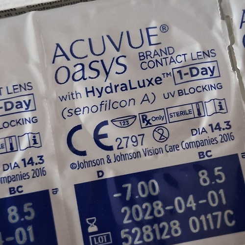 Φακοί επαφής Acuvue Oasys with HydraLuxe ημερήσιοι 7 βαθμοί μυωπίας, πακέτο 54