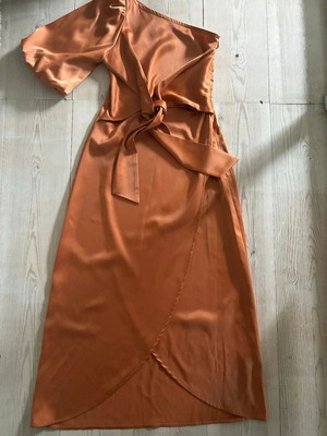 YAS midi dress brown one-shoulder