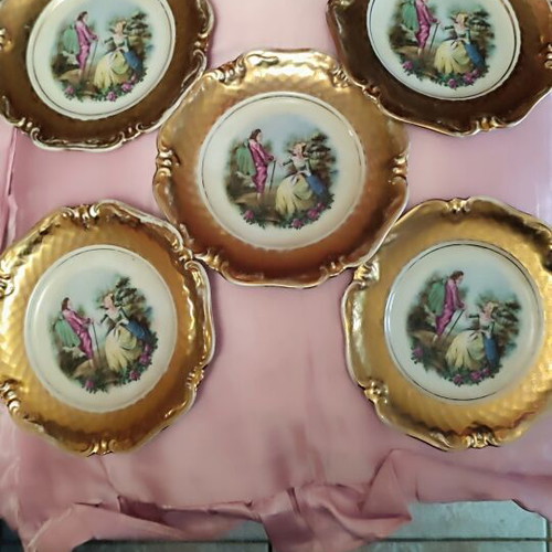 Eschenbach La Reine Bavaria porcelain dessert plates set of 5, 22K gold, like new