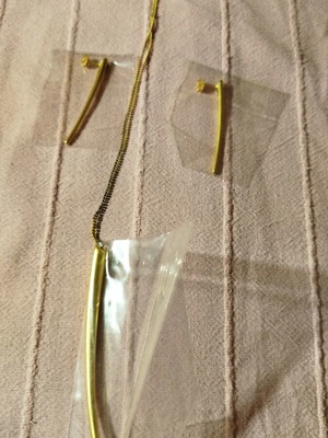 Faux Jewelry Set Oriflame new, gold tone