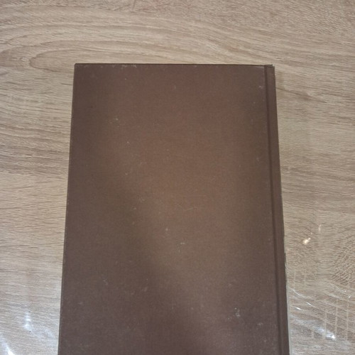 Cartera Kanea Rudá Pyramida Hardcover like new, Czech