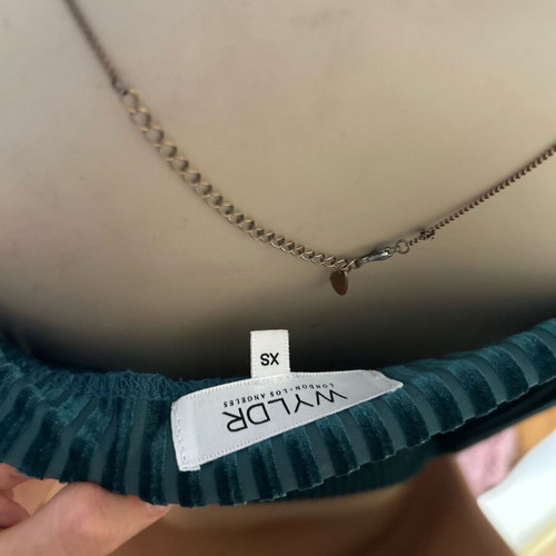 Green long-sleeve off-shoulder Wyldr blouse like new, size XS