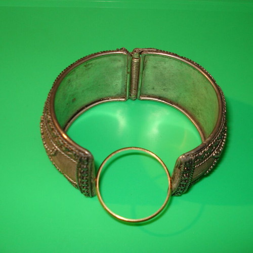 Vintage bracelet used