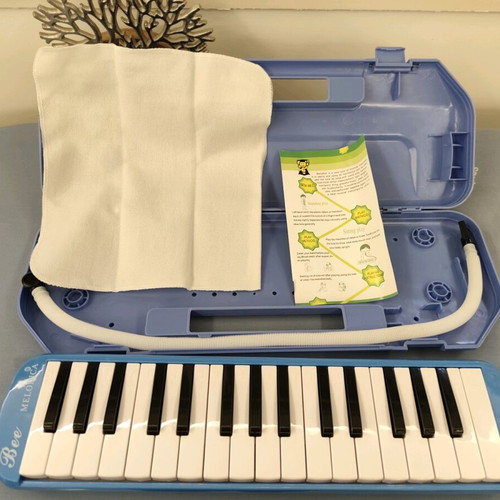 RP 1532 Melodica 32 keys new