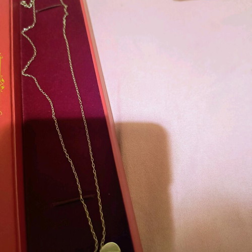 Sterling silver 925 heart eye necklace like new with zircon