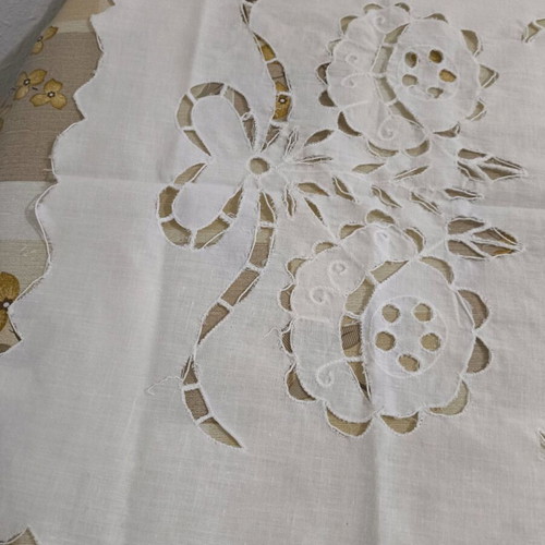 White doily new