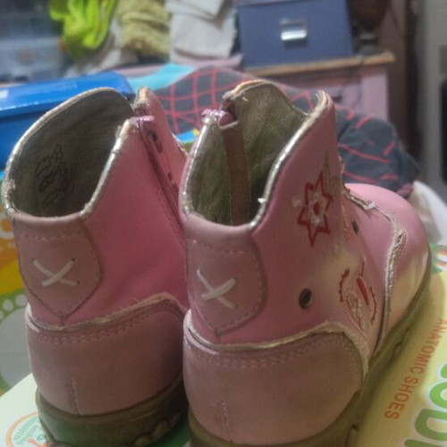 Crocodillino leather boots size 24 like new, pink with gold