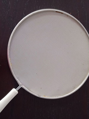 Cooking strainer used, kitchenware