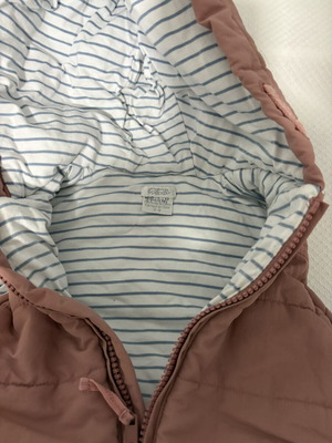 Mamas & Papas sleeveless jacket for girls used, sizes 92-98 cm