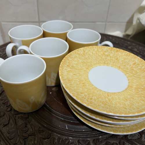 Ionia Ellas coffee set 6 saucers 5 demitasse cups Happy Day series like new