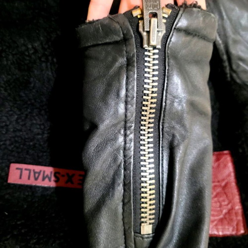 Superdry cropped leather biker jacket like new, black