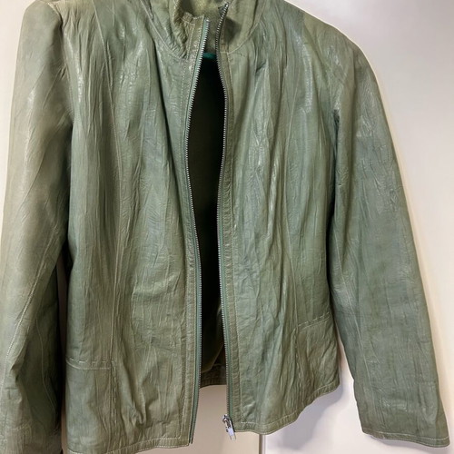 Brand new Leather Jacket in Unique Olive Color! no medium