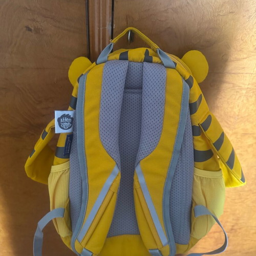 Affenzahn backpack lion used with stain