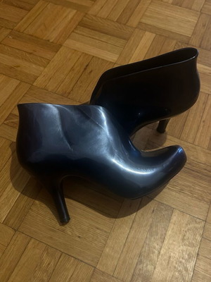 Melissa metallic blue ankle boots like new, size 37