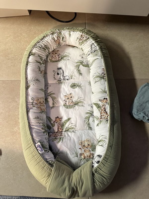 Jukki baby nest set of 5 pieces with pillows, mattress and blanket