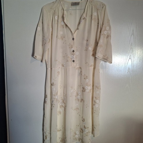 Nidodileda asymmetric dress S new, ivory with floral embroidery