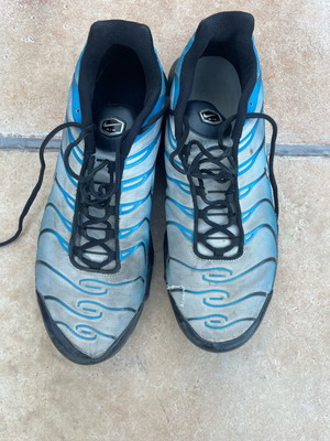 Nike tn used, size 47, in poor condition