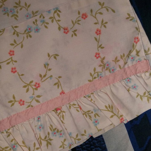 Baby crib sheet like new